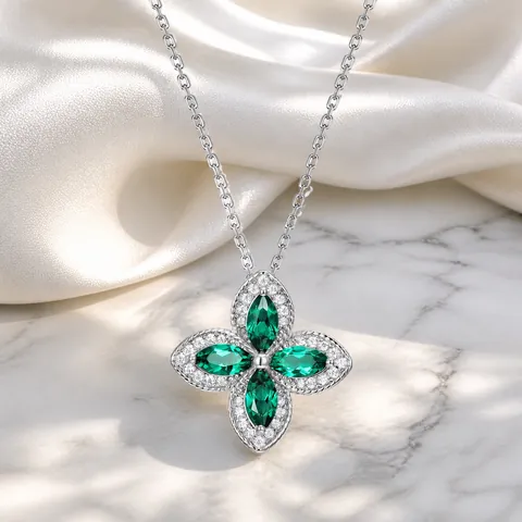 Collier Pendentif Trèfle à Quatre Feuilles en Argent Sterling 925 Émeraude de Culture Taille Marquise Pierre Verte Zirconia Bijoux Femme