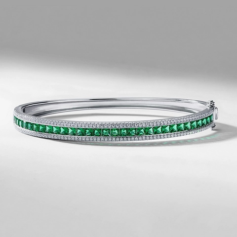Lussuoso Bracciale in Argento Sterling 925 per Donna Bangle con Smeraldo Coltivato in Laboratorio Taglio Quadrato Eleganti Gioielli