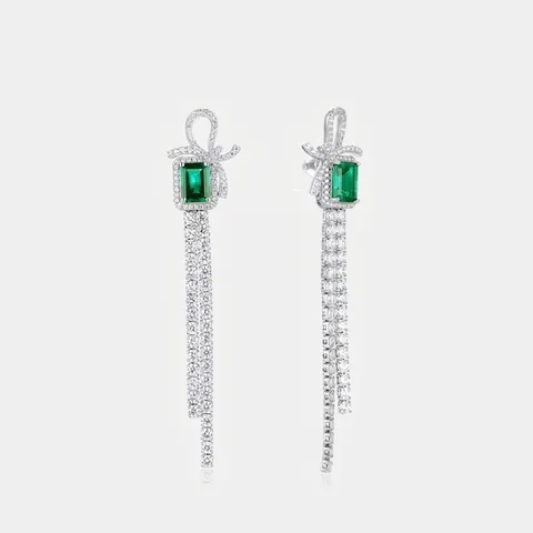 Orecchini a Nappina con Fiocco e Smeraldo Creato in Laboratorio per Donna Perno in Argento Sterling 925 Lussuosi Gioielli