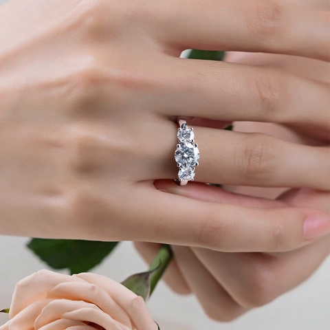 S925 Sterling Silver Moissanite Ring Three-Stone Round Cut Engagement Wedding Ring For Women Jewelry With GRA Certificate
