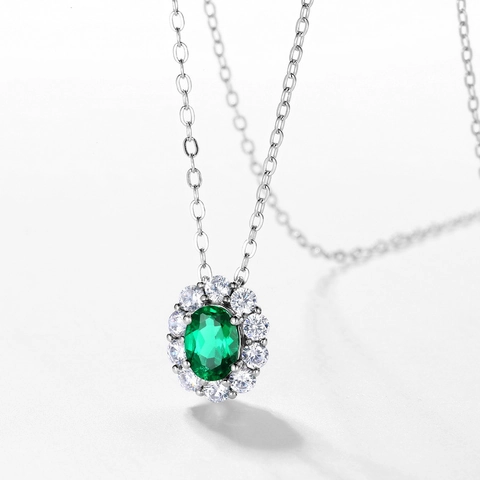 Collana con Ciondolo in Smeraldo Creato in Laboratorio in Argento Sterling 925 Retro Halo Zirconia per Donna Regali Gioielli