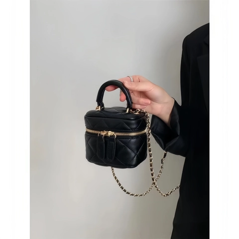 Women High Sense Mini Quilted Vanity Bag Metal Chain Shoulder Bag PU Leather Crossbody Bag Fashion Solid Color Handbag
