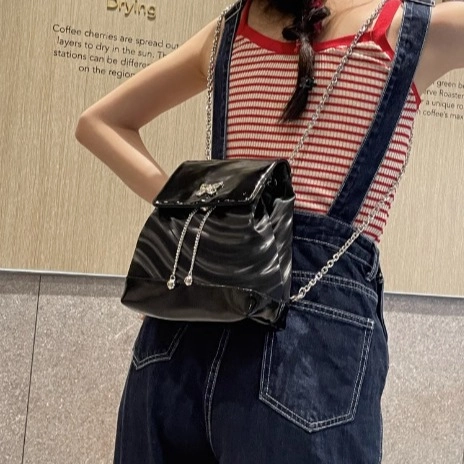 Y2K Fashion Butterfly Clasp Mini Backpack Women PU Leather Metal Chain Shoulder Bag Silver Pink Black Sweet Cool Style Bag