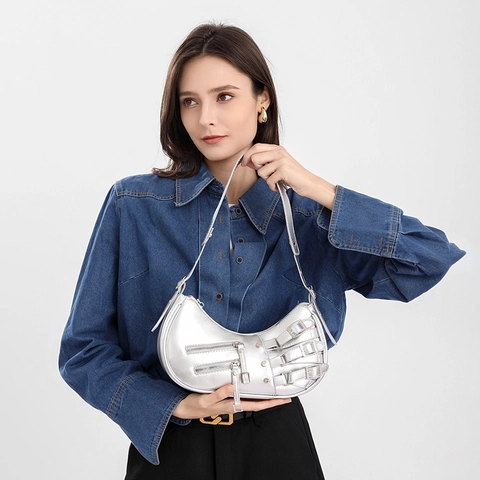 Borsa Sottobraccio Y2K American Retro Con Fibbie Multiple Borsa a Spalla Punk Moto a Mezzaluna in Pelle PU Borsa a Mano Per Donna