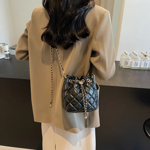 Dames Gevoerde Emmer Tas PU Leer Kettingriem Trekkoord Rooster Schoudertas Stedelijk Minimalistische Crossbody Tas