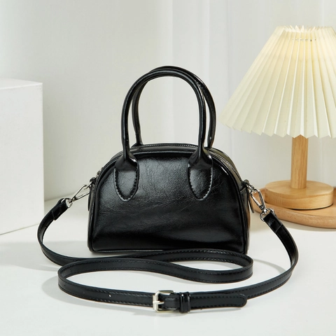 Women Urban Minimalist PU Leather Boston Bag Niche Design Small Square Handbag Versatile Shoulder Crossbody Bag Daily Wear