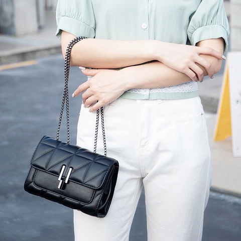 Mode Dames Gequilte Ruit Schoudertas PU Leer Ketting Crossbody Kleine Vierkante Tas Met Metalen Slot Voor Woon-werkverkeer
