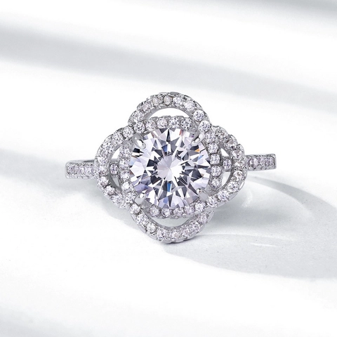 Anello di Fidanzamento in Argento Sterling 925 Moissanite Fiore per Donna Taglio Rotondo Scintillante Anello Nuziale Con Certificato GRA