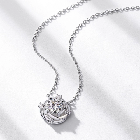 Collar de Colgante de Moissanita de Plata de Ley 925 para Mujer Diseño Geométrico de Remolino Redondo Color D 1ct Cadena de Clavícula