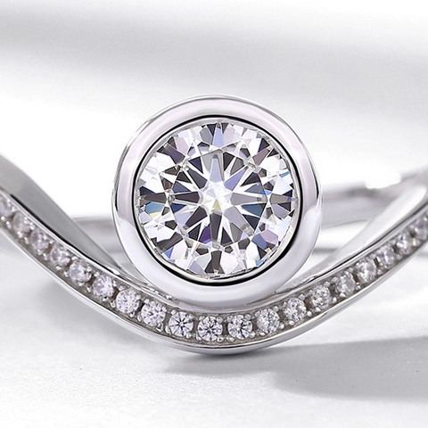 Lussuoso Anello in Argento Sterling 925 con Moissanite per Donna Forma a V Corona Taglio Rotondo Incastonatura a Castone Anello di Fidanzamento Matrimonio con Certificato
