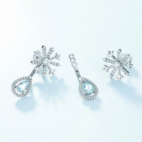 Women's 925 Sterling Silver Snowflake Drop Earrings Sky Blue Topaz Water Drop Pendant Rhinestone Dangle Earrings For Winter Jewelry Gift