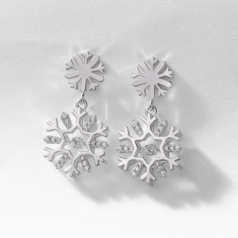 Boucles d'Oreilles Clous Flocon de Neige en Argent Sterling 925 Avec Zirconia Blanc Étincelant Bijoux d'Hiver Élégants pour Femmes Mariage