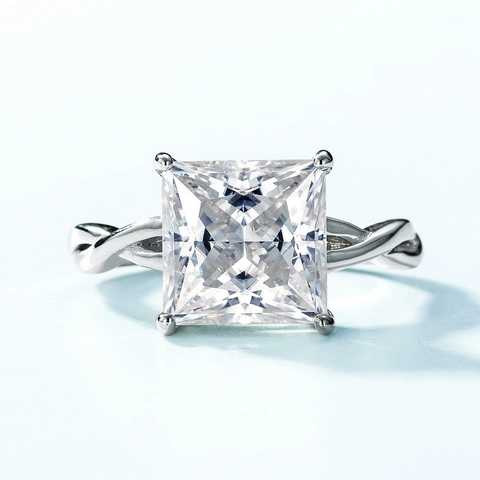 925 Sterlingsilber Prinzess-Schliff Moissanit Ring Quadratisch Eingelegt Funkelnd Verdrehtes Band Verlobungsring Schmuck