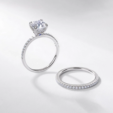 Lussuoso Set di Anelli in Moissanite Taglio a Cuscino in Argento Sterling 925 Fedi Nuziali e di Fidanzamento per Donna Con Certificato GRA