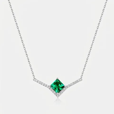 Retro S925 Sterling Silver Synthetic Emerald V-Shaped Pendant Necklace Princess Cut Green Gemstone Clavicle Chain For Women