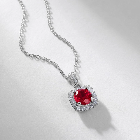 Collana con Pendente Halo Quadrato in Argento Sterling 925 per Donna Elegante Rubino Coltivato Moissanite Strass Intarsiato Catena per Clavicola Gioielli Regalo