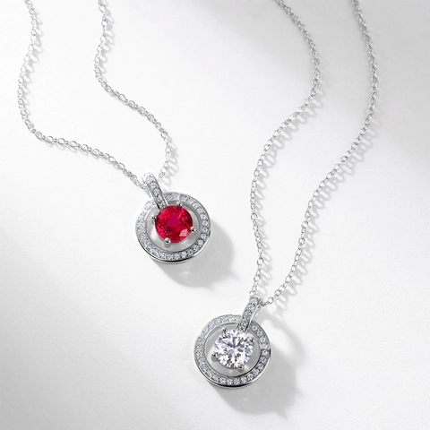925 Sterling Silver Lab-Grown Ruby Moissanite Circle Pendant Necklace Elegant Halo Style Rhinestone Inlaid Necklace For Women