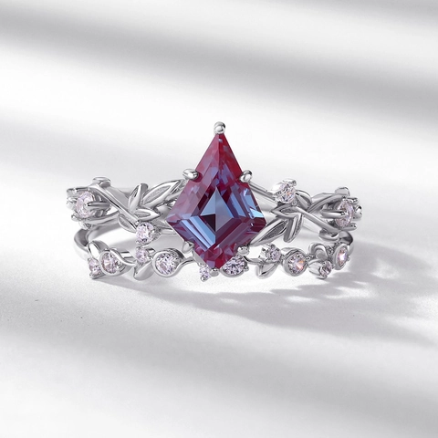 925 Sterling Silver Alexandrite Ring Set For Women Kite Cut Lab Created Gemstone Vine Leaf Stackable Wedding Jewelry