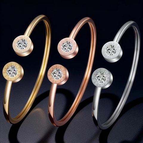 Bracciale a Manichetta Aperto in Acciaio Inossidabile di Lusso per Donna Numeri Romani Zirconia Incastonata Gioielli di Moda Regalo