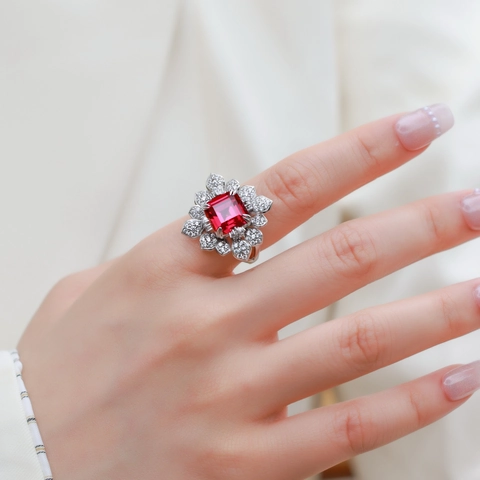 Luxus 925 Sterlingsilber Erschaffener Rubin Ring Für Damen Vintage Blume Form Strass Eingelegt Verlobung Hochzeit Schmuck