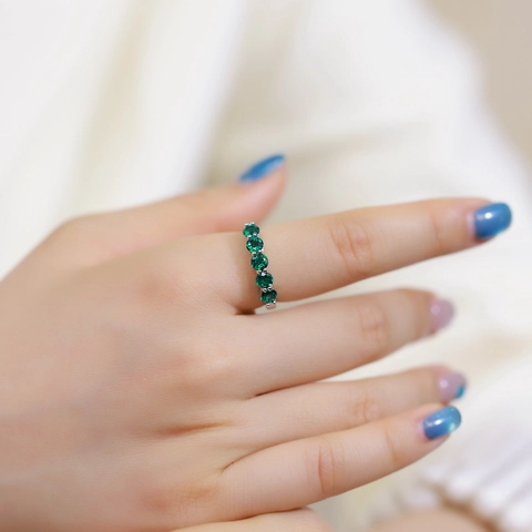 Vintage Luxurious 925 Sterling Silver Lab Grown Emerald Ring For Women Round Cut Green Stone Inlaid Prong Set Finger Ring Jewelry