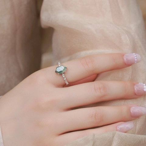 Vintage S925 Sterling Silver Moss Agate Ring For Women Hexagon Water Grass Agate Geometric Rhinestone Inlaid Fashion Ring Jewelry