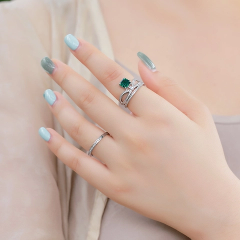 Anillo de Plata de Ley S925 de Corona Vintage para Mujer Esmeralda de Laboratorio Anello Apilable con Circonia Joyería
