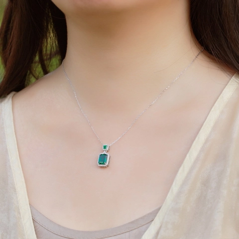 Elegant 925 Sterling Silver Lab Grown Emerald Pendant Necklace For Women Vintage Geometric Zirconia Halo Necklaces Jewelry Gift