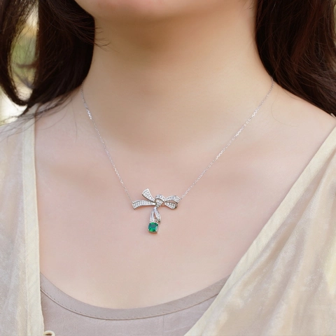 Collana Con Pendente a Fiocco in Argento Sterling 925 Con Smeraldo Creato in Laboratorio E Strass Gioielli Eleganti Donna