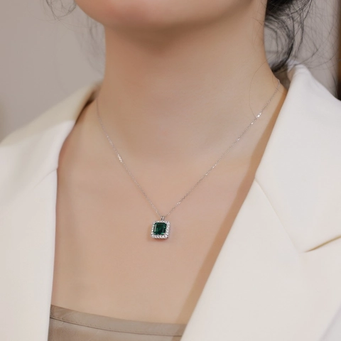 Luxe 925 Sterling Zilveren Lab-Gekweekte Smaragd Hanger Ketting Voor Vrouwen Vierkant Geslepen Groene Edelsteen Strass Halo Sieraden