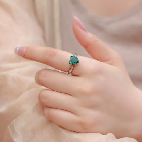 Vintage 925 Sterlingsilber Herz Laborgezüchteter Smaragd Verstellbarer Offener Ring Für Damen Eleganter Herzförmiger Edelsteinring Geschenk