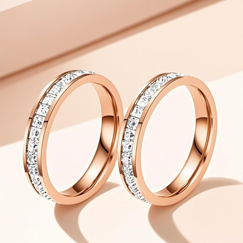 Anello Eternity In Acciaio Inossidabile CZ Incastonato Lusso Scintillante Fede Nuziale Per Donne