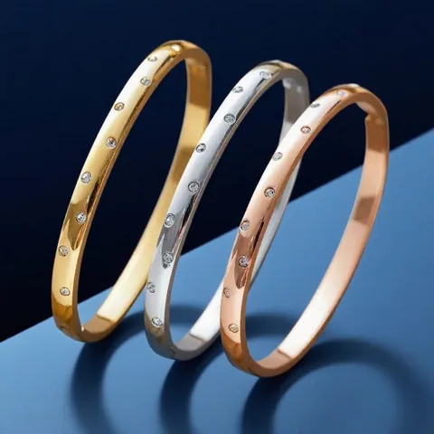 Brazalete Minimalista de Acero Inoxidable con Strass para Mujer Chapado en Oro Plata Resistente al Agua Joyería de Moda Diario