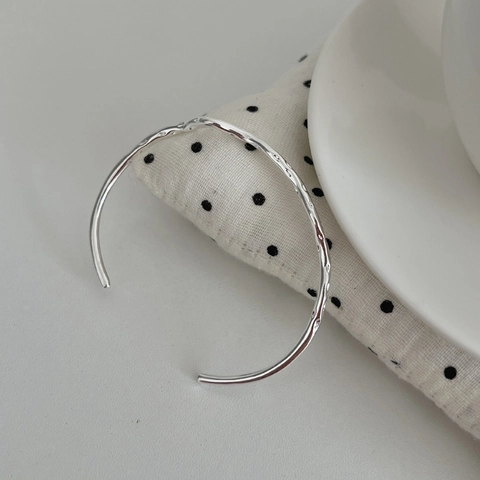 Bracelet Jonc Ouvert en Argent Sterling S925 pour Femme Style Métal Liquide Minimaliste Texture Martelée Irrégulière Bijoux Ajustables