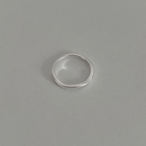 Anillo de Plata de Ley 925 Banda Geométrica de Ondas Irregulares Mujer Chic Estilo Minimalista Superficie Pulida Joyería Moda