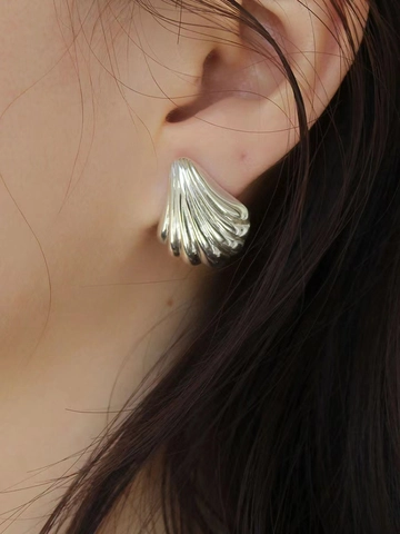 925 Sterling Silver Shell Stud Earrings Vintage Scallop Minimalist Korean Fever Same Style Women Fashion Jewelry Accessory
