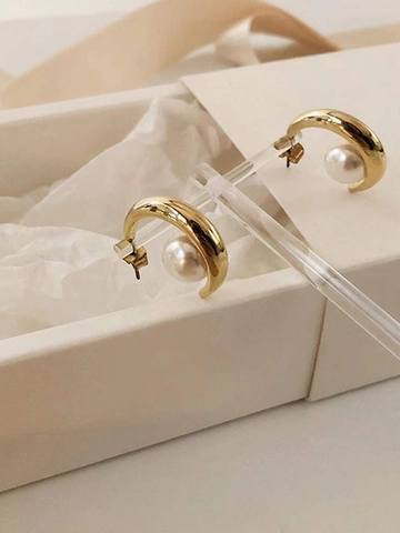 Boucles d'Oreilles Clous Forme C en Argent Sterling 925 Perle d'Eau Douce Plaquées Or 18k Bijoux Style Lune pour Femmes