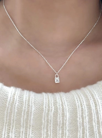 925 Sterling Silver Square Rhinestone Lock Pendant Necklace For Women Elegant Ins Style Light Luxury Clavicle Chain Jewelry