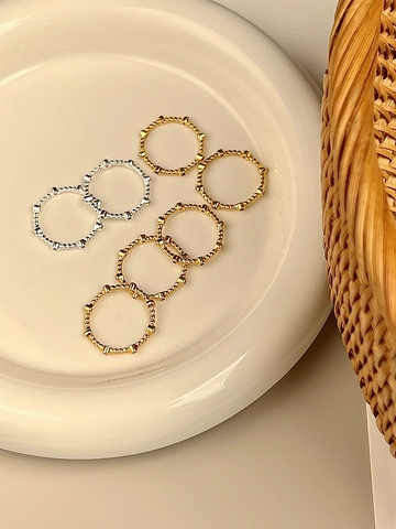 925 Sterling Silver Beaded Wave Ring For Women Minimalist Black Rhinestone Twist Band Jewelry Fashion Accessory Gift