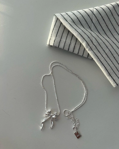 Collana con Pendente a Fiocco in Argento Sterling 925 per Donna Semplice Elegante Stile Ins Gioielli Minimalisti Regalo