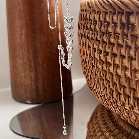Collana Regolabile in Argento Sterling 925 con Foglia e Sfera per Donna Catena Veneziana Regolabile Gioielli Minimalisti