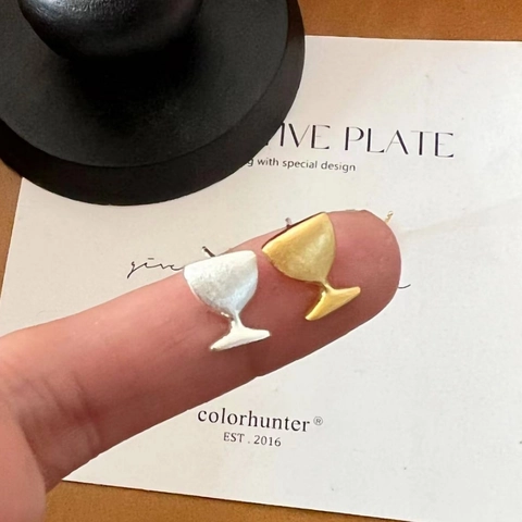 Minimalist 925 Sterling Silver Wine Glass Stud Earrings For Women Unique Goblet Shape Matte Frosted Chic Jewelry Accessory