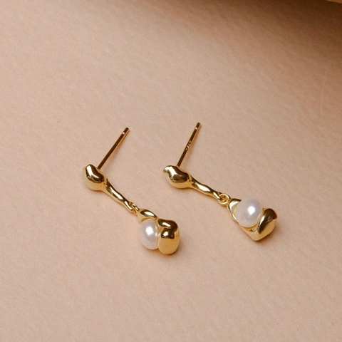 Orecchini a Bottone in Argento Sterling 925 e Perle Artificiali da Donna Design Fluido Irregolare Gioielli Eleganti