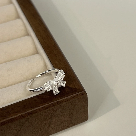 Elegante Anillo Abierto de Plata de Ley 925 con Lazo para Mujer Minimalista Calado Lazo Diamante de Imitación Anillo Ajustable