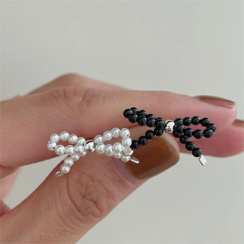Orecchini a Bottone con Fiocco in Argento Sterling 925 per Donna Stile Coreano con Perline Perla Artificiale Agata Nera Gioielli di Moda