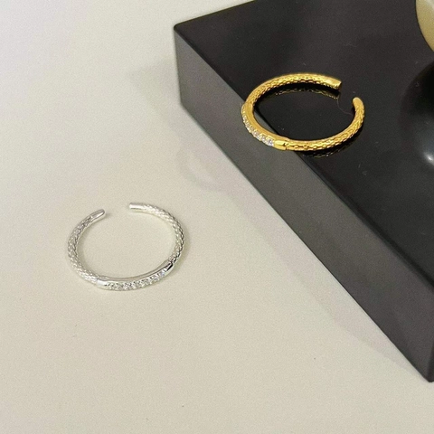 Luxury 925 Sterling Silver Rhinestone Ring For Women Hammered Pattern Adjustable Open Finger Ring Fashion Jewelry