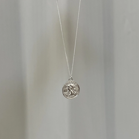 925 Sterling Silver French Vintage Queen Coin Pendant Necklace Retro Relief Coin Clavicle Chain Minimalist Jewelry For Women