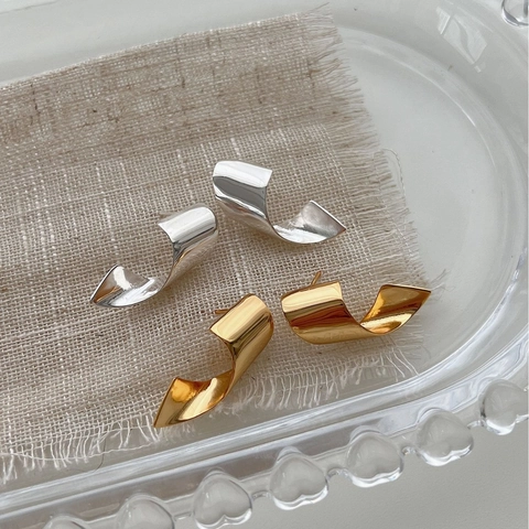 Orecchini a Bottone in Argento Sterling 925 a Nastro Intrecciato per Donna Stile Coreano Geometrico a Spirale Minimalista Placcato Oro Argento
