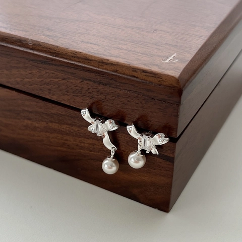 Orecchini a Bottone con Fiocco a Farfalla in Argento Sterling S925 Perla Artificiale Strass per Donna Gioielli Eleganti Minimalisti