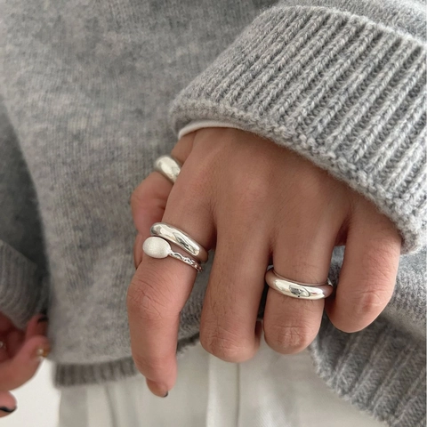 Anillo Abierto Ajustable de Plata de Ley 925 para Mujer Diseño Coreano Martillado Mate Pan Pequeño Joyería de Dedo